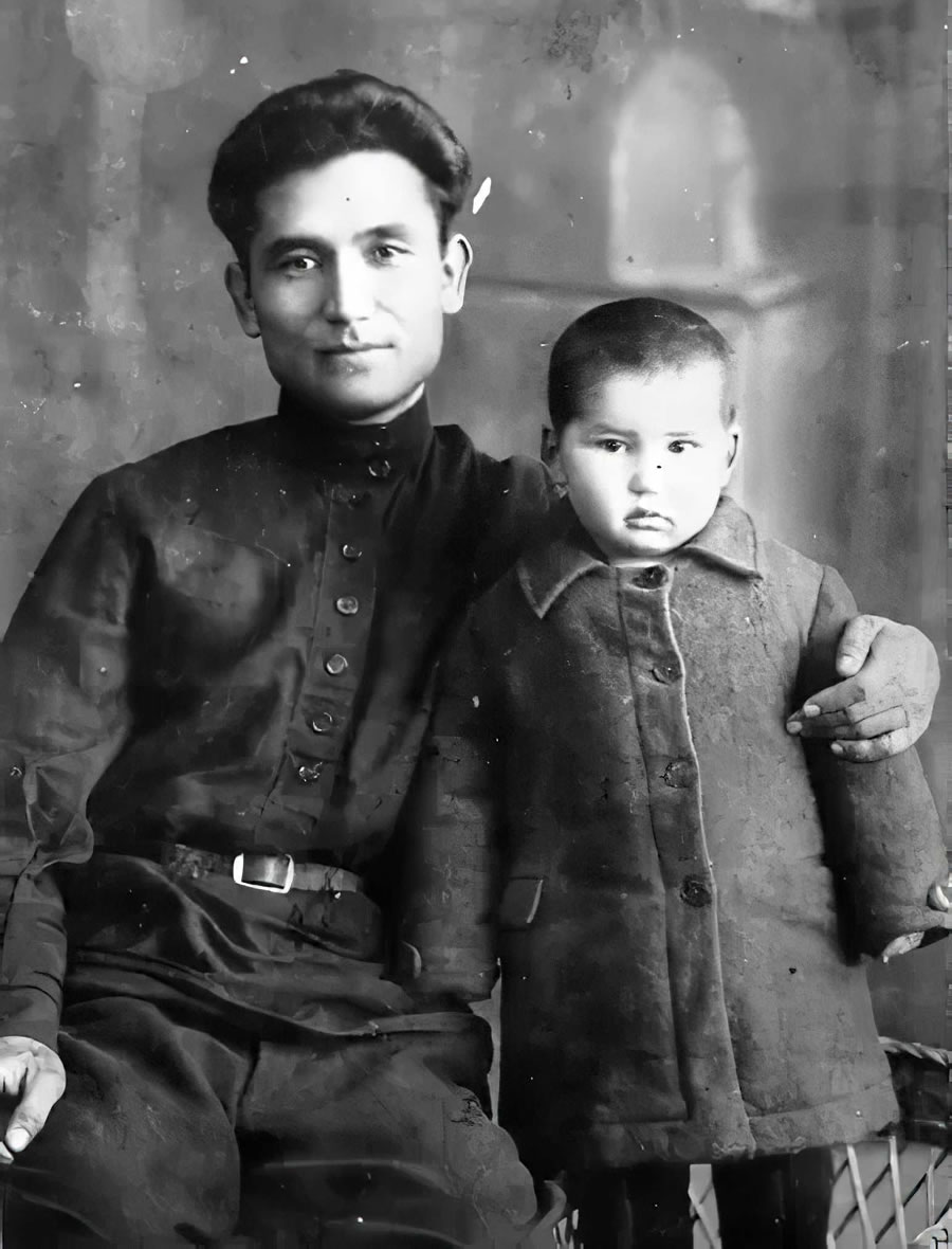 Чингиз Айтматов с отцом
